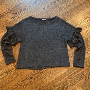 Zara sweater ruffle detail size Small
